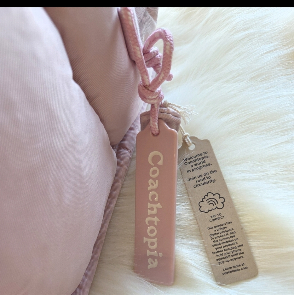 NWT Coach Coachtopia Loop Wavy Tote Bag - Whisper Pink - Picture 4 of 10